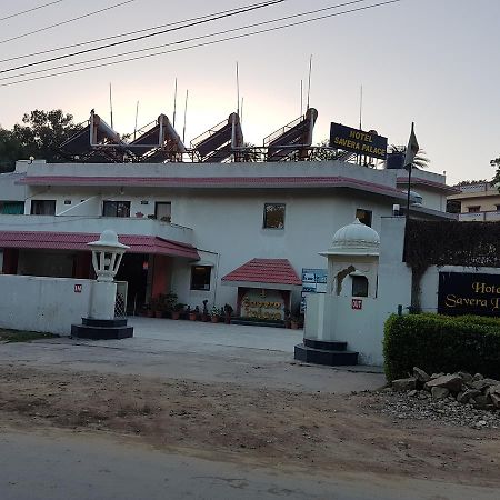 Hotel Savera Palace เมาท์อาบู ภายนอก รูปภาพ