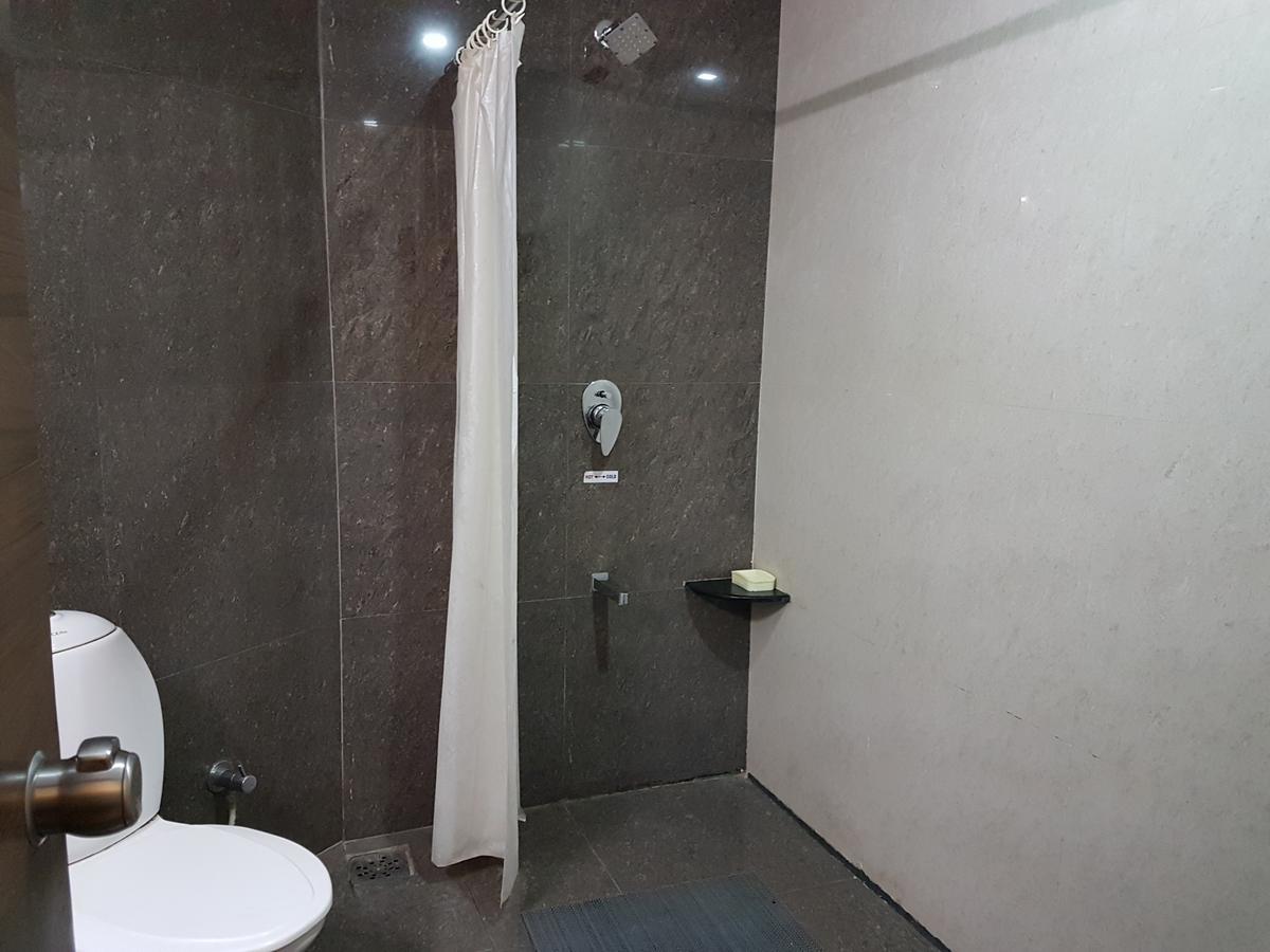 Hotel Savera Palace เมาท์อาบู ภายนอก รูปภาพ